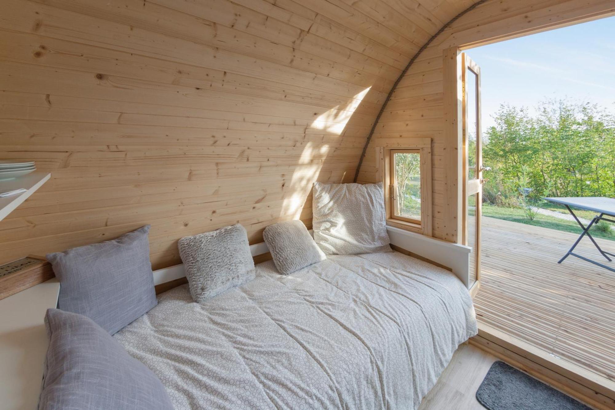 Le Petit Flo Hotel Flocourt Eksteriør billede