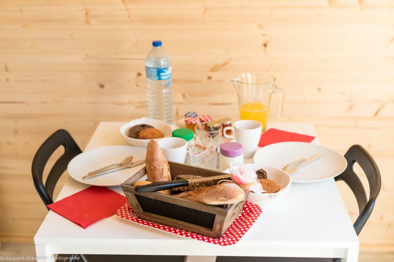 Le Petit Flo Hotel Flocourt Eksteriør billede